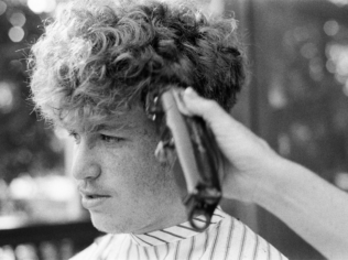 Simule um Novo Corte de Cabelo Antes de ir ao Salão com IA